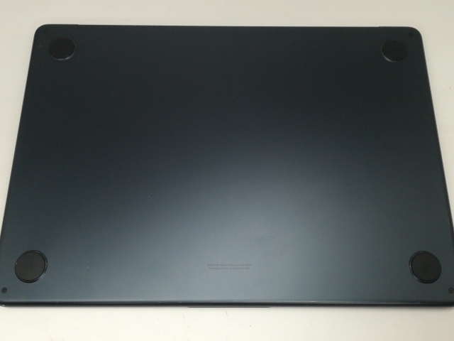 【中古】Apple MacBook Air 13インチ CTO (M2,2022) ミッドナイト M2(CPU:8C/GPU:10C)/16G/512G/67W(70W) AC【宇田川】保証期間１ヶ月【ランクC】_4