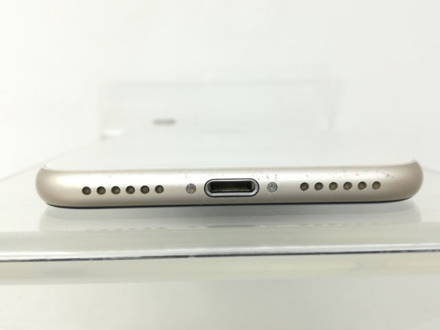 【中古】Apple SoftBank 【SIMフリー】 iPhone SE（第3世代） 64GB スターライト MMYD3J/A【宇田川】保証期間１ヶ月【ランクB】 携帯電話本体