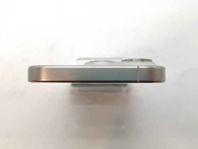 【中古】Apple 国内版 【SIMフリー】 iPhone 15 Pro 256GB ホワイトチタニウム MTUD3J/A【高崎モントレー】保証期間１ヶ月【ランクC】_2