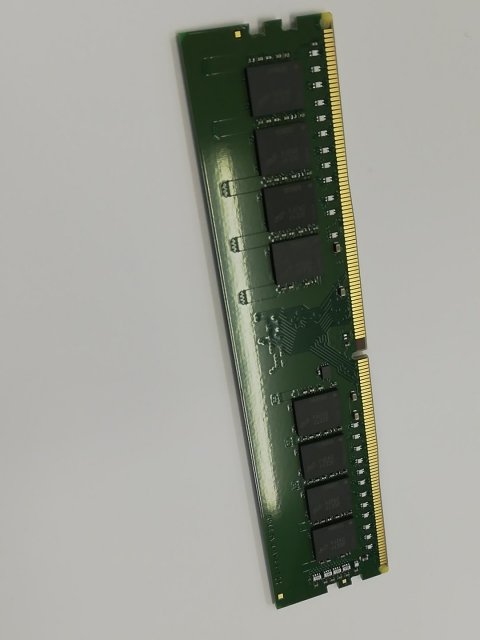 【中古】DDR4 32GB PC4-25600(DDR4-3200)【デスクトップPC用】 【川崎】保証期間１週間