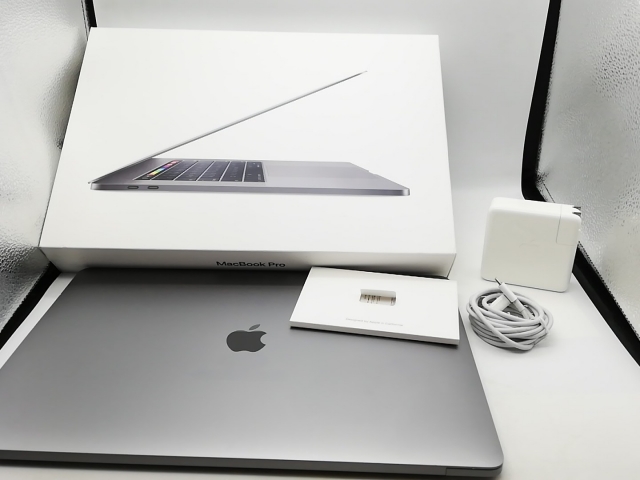 Cランク 中古 送料無料 Apple MVFK2J/A 2019年製 MacBook Air 13インチ シルバー JIS Reuse Style リユース製品専門店 MacBook Air 2019 MVFK2J⁄A