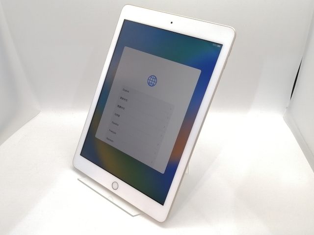 【中古】Apple 【Wi-Fi】 iPad（第5世代/2017） 32GB ゴールド MPGT2J/A【高崎モントレー】保証期間１ヶ月【ランクB】_1