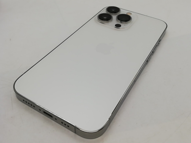Apple iPhone 13 Pro シルバー 本体　128GB Мобильный телефон Apple iPhone 13 Pro 128GB Silver (MLVA3HU