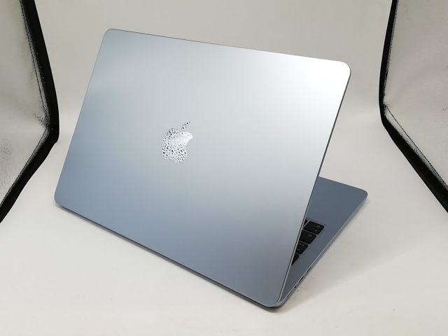 新色スカイブルー】MacBook Air M4 13インチ 256GB 最新機種 13インチ