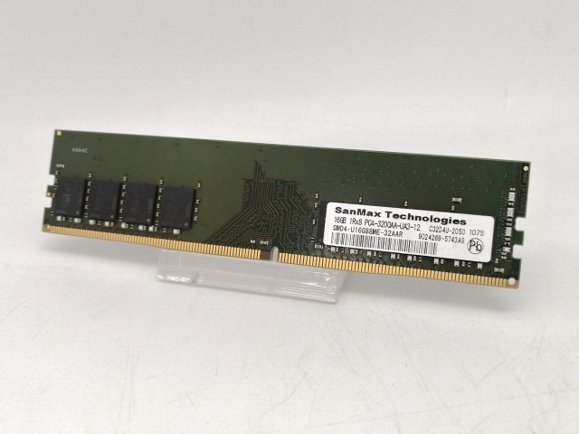 【中古】DDR4 16GB PC4-25600(DDR4-3200)【デスクトップPC用】【川越クレアモール】保証期間１週間