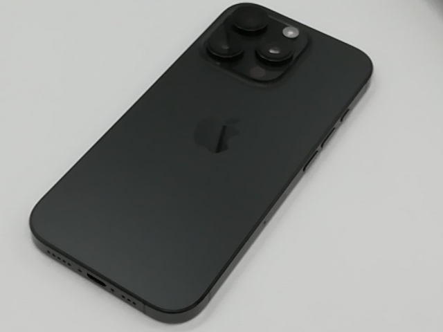 中古】Apple 国内版 【SIMフリー】 iPhone 16 Pro 128GB ブラック