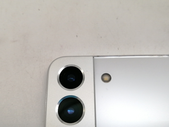 【中古】SAMSUNG au 【SIMフリー】 Galaxy S22 ファントムホワイト 8GB 256GB SCG13【宇田川】保証期間１ヶ月【ランクB】_2