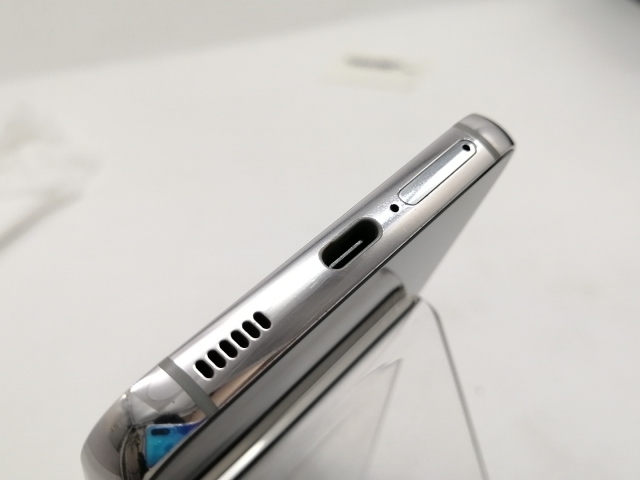 【中古】SAMSUNG au 【SIMフリー】 Galaxy S22 ファントムホワイト 8GB 256GB SCG13【宇田川】保証期間１ヶ月【ランクB】_5
