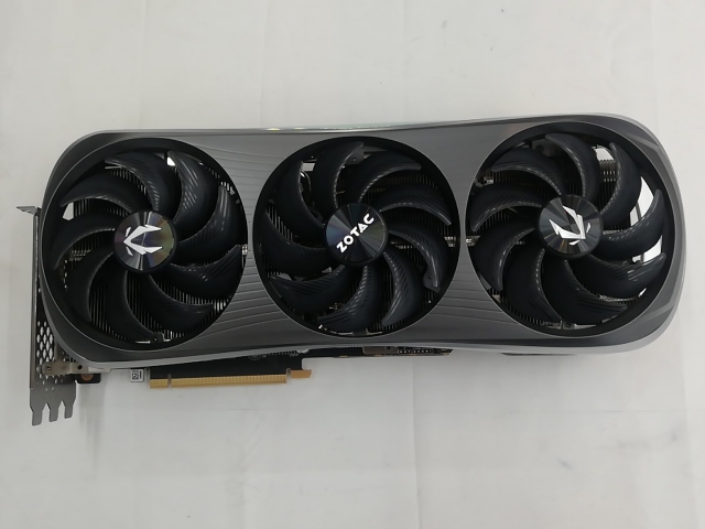 【中古】ZOTAC ZOTAC GAMING GeForce RTX 4080 16GB AMP Extreme AIRO RTX4080/16GB (GDDRX)【秋葉3号】保証期間１週間 86,889円