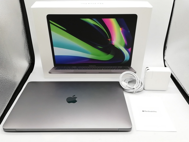 MacBookPro16インチ/2020年モデル新型/スペースグレー/付属品有 Apple