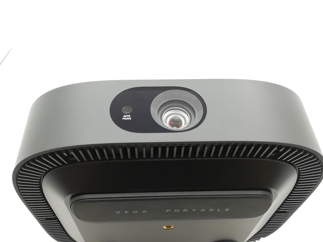 ANKER　Nebula Vega Portable プロジェクター（中古） ANKER Nebula Vega Portable プロジェクター ANKER(アンカー