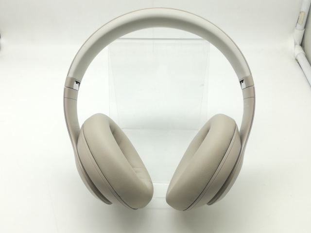 beats studio pro サンドストーン 保証あり？ beats by dr.dre Beats