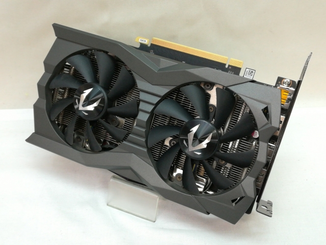 【中古】ZOTAC GAMING GeForce RTX 2070 SUPER MINI（ZT-T20710E-10M） RTX2070Super/8GB(GDDR6)/PCI-E【川崎】言いはなつ継続期間１週