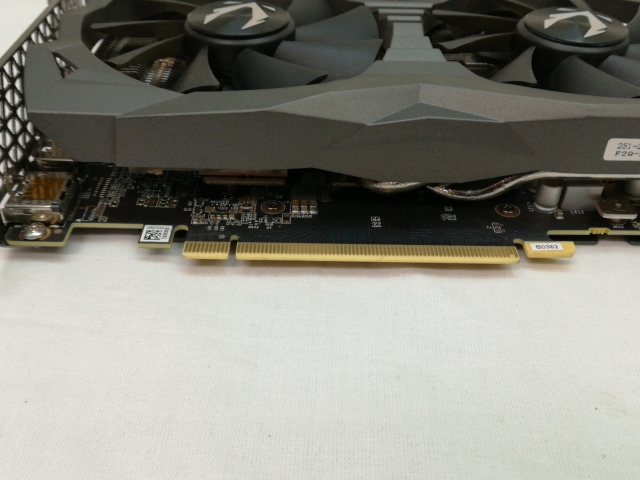 【中古】ZOTAC GAMING GeForce RTX 2070 SUPER MINI（ZT-T20710E-10M） RTX2070Super/8GB(GDDR6)/PCI-E【川崎】言いはなつ継続期間１週