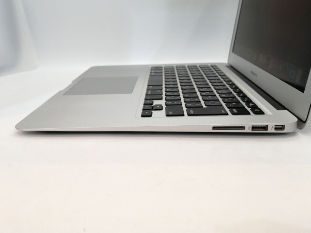 【中古】Apple MacBook Air 13in Corei5:1.8GHz 128GB MQD32J/A (Mid 2017)【高崎モン御盆】言いはなつ継続期間１ヶ月【位置づけるB】