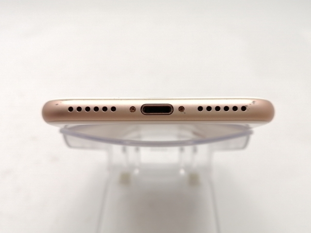 【中古】Apple docomo 【SIMロック解除済み】 iPhone 8 64GB ゴールド MQ7A2J/A【DS秋葉】保証期間１ヶ月【ランクC】_4