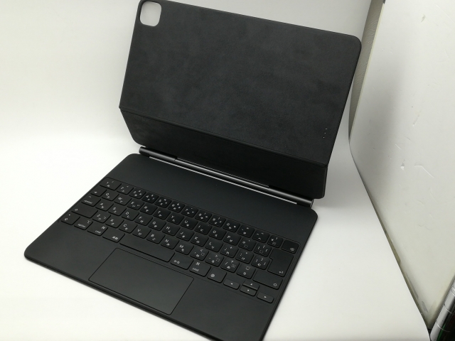 【中古】Apple Magic Keyboard 日本語（JIS） ブラック iPad Pro 12.9インチ（第3/第4/第5/第6世代）用 MJQK3J/A【新橋】保証期間１週間
