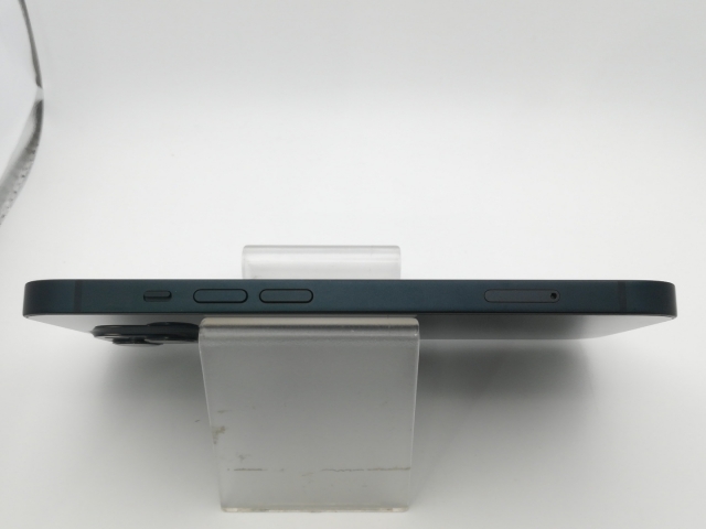 【中古】Apple au 【SIMフリー】 iPhone 13 128GB ミッドナイト MLNC3J/A【新橋烏森通り】保証期間１ヶ月【ランクC】_5