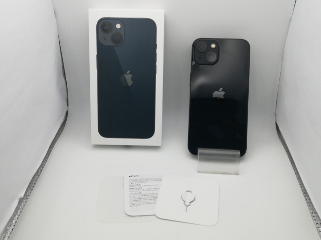 中古】Apple au 【SIMフリー】 iPhone 13 128GB ミッドナイト MLNC3J/A