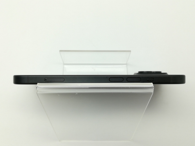 【中古】Apple docomo 【SIMフリー】 iPhone 15 256GB ブラック MTMN3J/A【新橋】保証期間１ヶ月【ランクB】_5