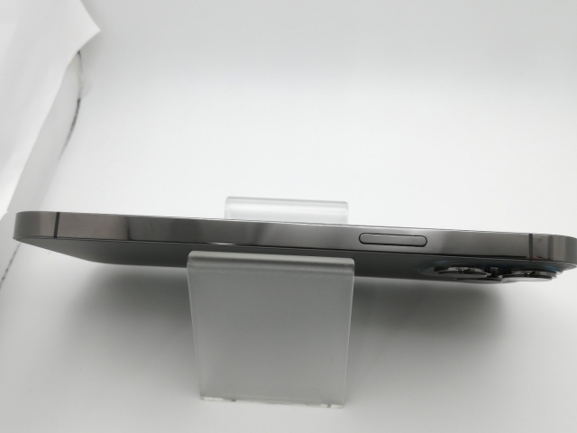 【中古】Apple 海外版 【SIMフリー】 iPhone 13 Pro Max 512GB グラファイト【新橋烏森通り】保証期間１ヶ月【ランクC】_3