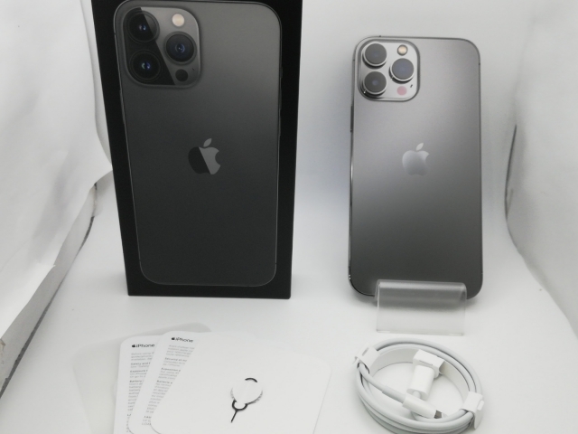 【中古】Apple 海外版 【SIMフリー】 iPhone 13 Pro Max 512GB グラファイト【新橋烏森通り】保証期間１ヶ月【ランクC】_7