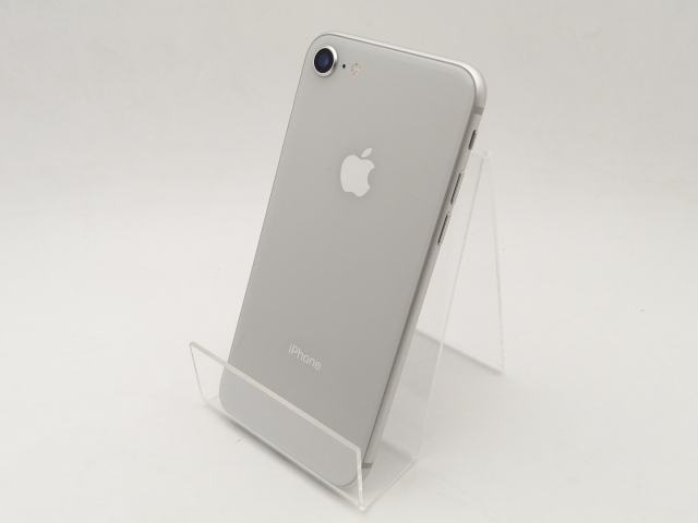 【中古】Apple au 【SIMロック解除済み】 iPhone 8 64GB シルバー MQ792J/A【神保町】保証期間１ヶ月【ランクC】
