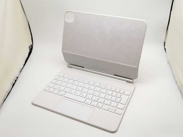 Apple Magic Keyboard 日本語（JIS） ホワイト iPad Air（第4/第