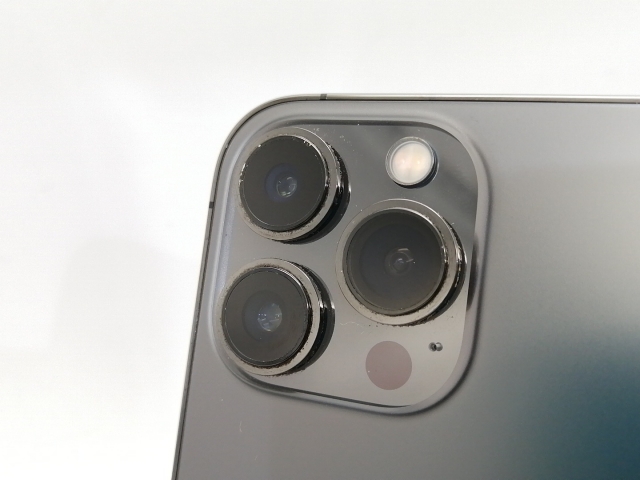 【中古】【赤ロム保証あり】Apple SoftBank 【SIMフリー】 iPhone 13 Pro Max 256GB グラファイト MLJ83J/A【宇田川】保証期間１ヶ月【ランクC】