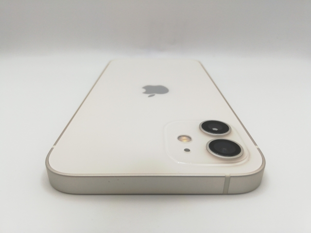 中古】Apple SoftBank 【SIMロック解除済み】 iPhone 12 64GB ホワイト