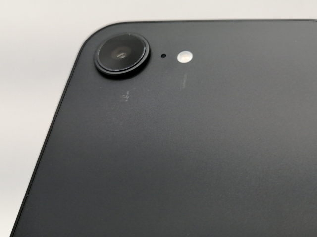 【中古】Apple ymobile 【SIMフリー】 iPhone 16e 128GB ブラック MD1Q4J/A【新宿】保証期間１ヶ月【ランクA】_2