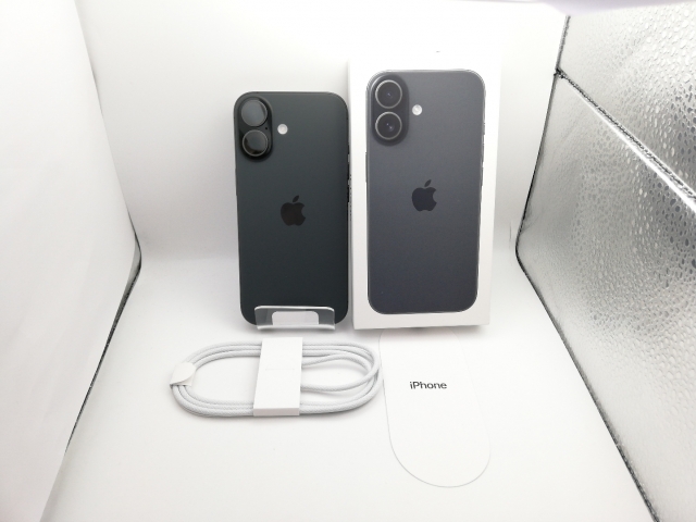 未使用】Apple 国内版 【SIMフリー】 iPhone 17 256GB ブラック MG674J