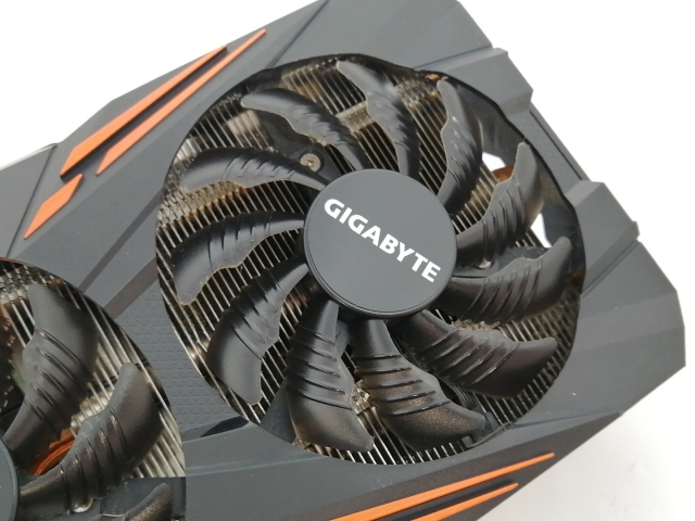 【中古】GIGABYTE GTX1080 GV-N1080G1 GAMING Amazon.com: Gigabyte GeForce GTX 1080 G1 Gaming 8G : Electronics