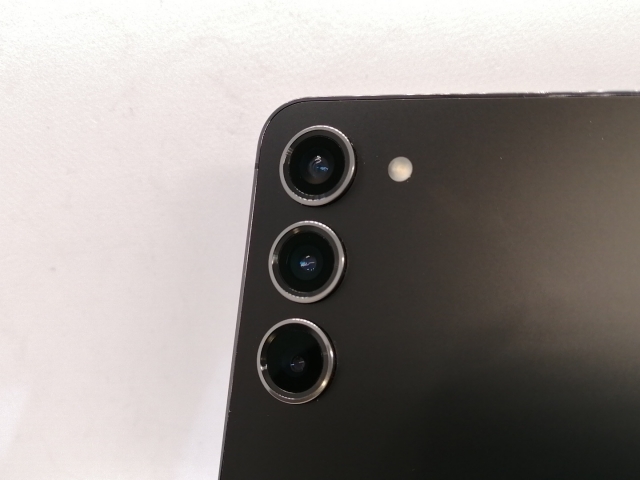 【中古】SAMSUNG au 【SIMフリー】 Galaxy S23 ファントムブラック 8GB 256GB SCG19【高崎モントレー】保証期間１ヶ月【ランクB】_6