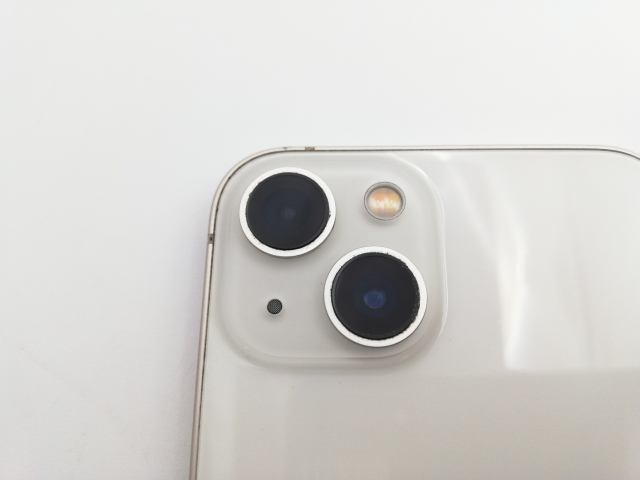【中古】Apple docomo 【SIMフリー】 iPhone 13 128GB スターライト MLND3J/A【新宿】保証期間１ヶ月【ランクC】_6