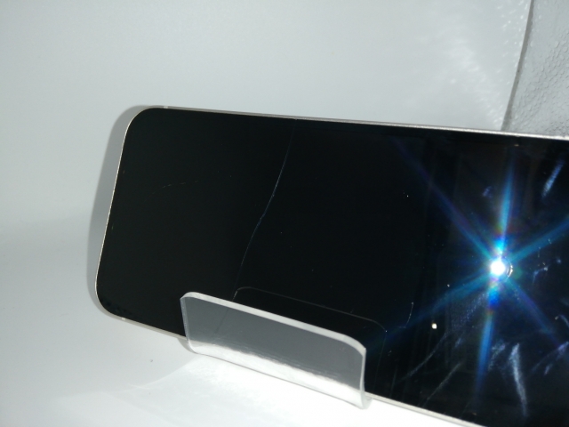 【中古】Apple docomo 【SIMフリー】 iPhone 13 128GB スターライト MLND3J/A【新宿】保証期間１ヶ月【ランクC】_7