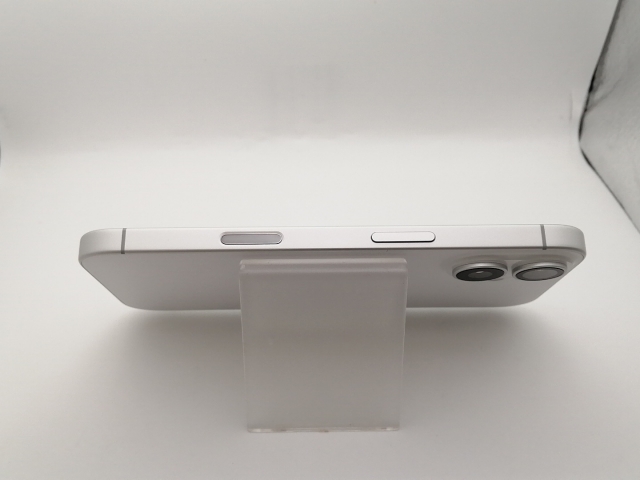 【中古】Apple 国内版 【SIMフリー】 iPhone 17 256GB ホワイト MG684J/A【新宿】保証期間１ヶ月【ランクA】_3