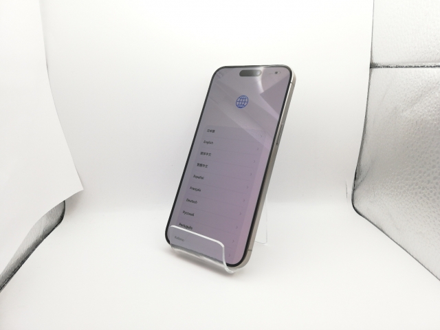【中古】Apple 国内版 【SIMフリー】 iPhone 15 Pro Max 256GB ナチュラルチタニウム MU6R3J/A【新宿】保証期間１ヶ月【ランクA】