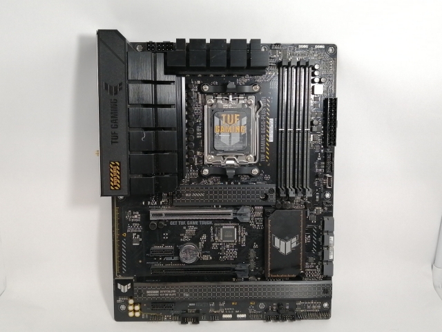 【中古】ASUS TUF GAMING B650-PLUS WIFI B650/AM5/ATX【新宿】保証期間１週間