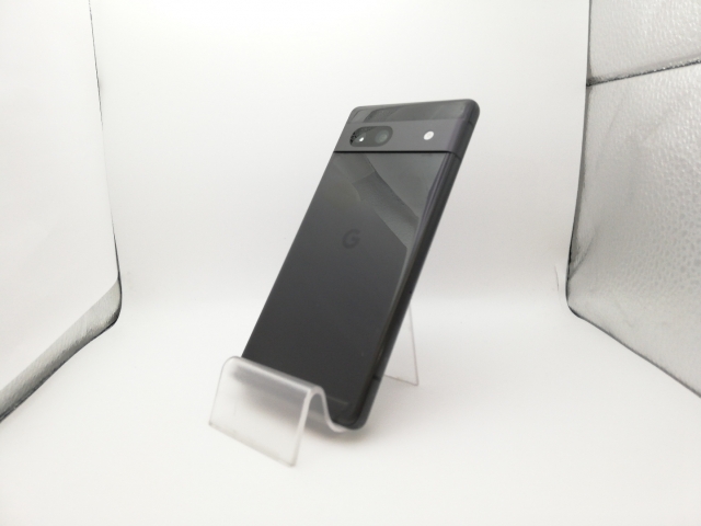 【中古】Google docomo 【SIMフリー】 Pixel 7a チャコール 8GB 128GB G82U8【新宿】保証期間１ヶ月【ランクC】
