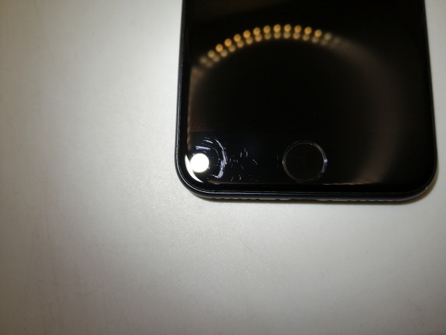 【中古】Apple au 【SIMフリー】 iPhone SE（第3世代） 64GB ミッドナイト MMYC3J/A【三宮駅前】保証期間１ヶ月【ランクC】_7