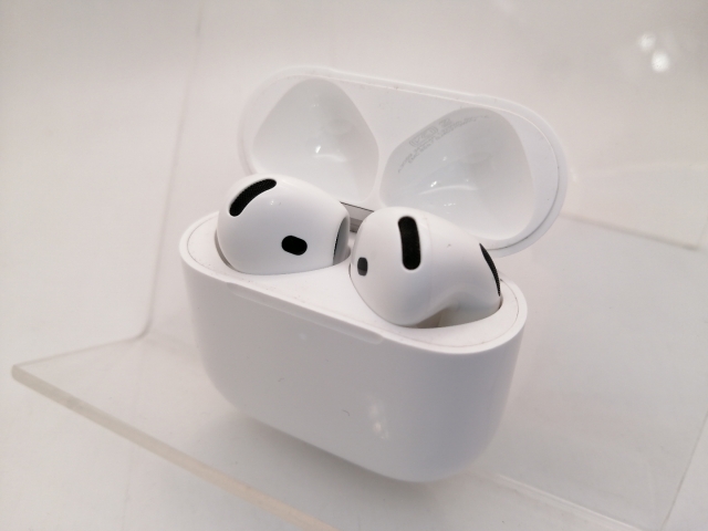 【中古】Apple AirPods 4 アクティブノイズキャンセリング搭載モデル MXP93J/A【三宮駅前】保証期間１ヶ月