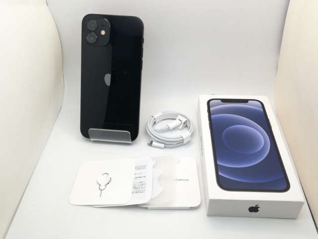 中古】Apple au 【SIMロック解除済み】 iPhone 12 64GB ブラック