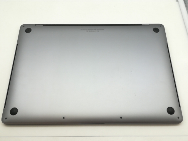 中古】Apple MacBook Pro 15インチ Corei7:2.7GHz Touch Bar搭載モデル 