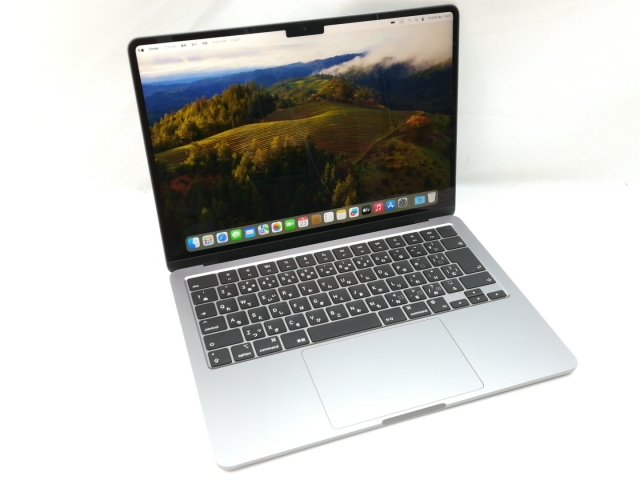 【中古】Apple MacBook Air 13インチ M2(CPU:8C/GPU:8C) 16GB/256GB スペースグレイ MC7U4J/A (M22022)【神戸】保証期間１ヶ月【ランクA】