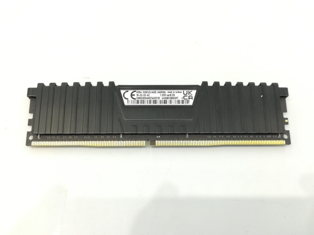 【中古】DDR4 16GB PC4-28800(DDR4-3600)【デスクトップPC用】【神戸】保証期間１週間_1