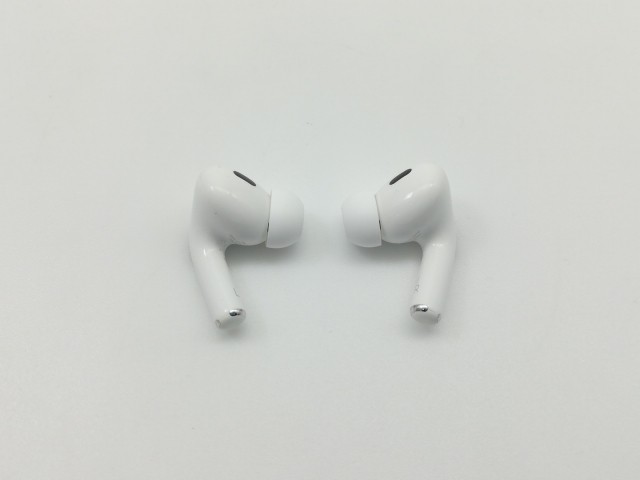 【中古】Apple AirPods Pro 第2世代（2023/USB-C） MTJV3J/A【神戸】保証期間１週間