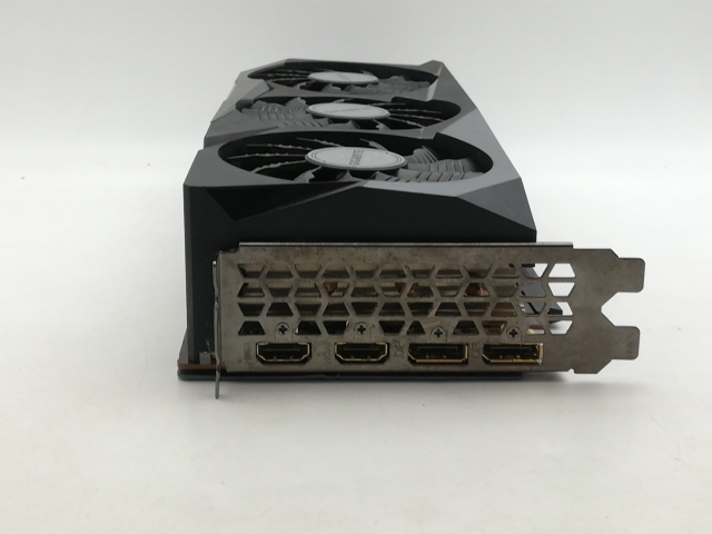 【中古】GIGABYTE Radeon RX 6800 XT GAMING OC 16G（GV-R68XTGAMING OC-16GD） RX6800XT/16GB(GDDR6)/PCI-E【神戸】言いはなつ継続期間１週
