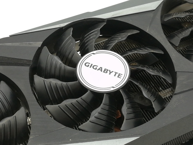 【中古】GIGABYTE Radeon RX 6800 XT GAMING OC 16G（GV-R68XTGAMING OC-16GD） RX6800XT/16GB(GDDR6)/PCI-E【神戸】言いはなつ継続期間１週
