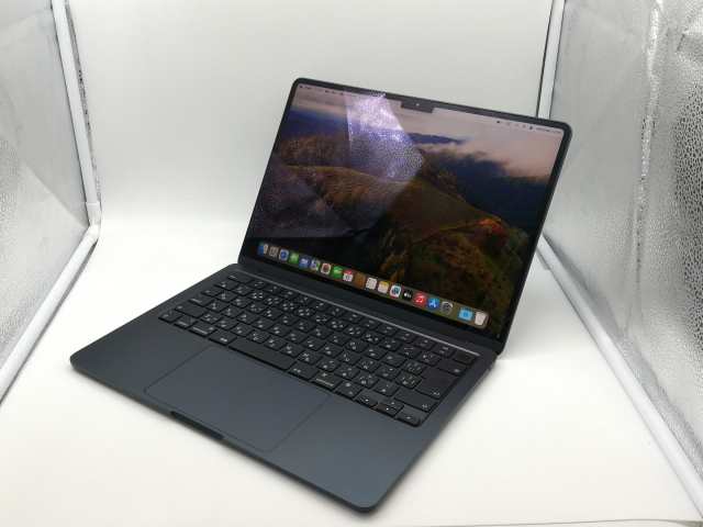 【中古】Apple MacBook Air 13インチ M2(CPU:8C/GPU:8C) 8GB/256GB ミッドナイト MLY33J/A (M2・2022)【神戸】保証期間１ヶ月【ランクA